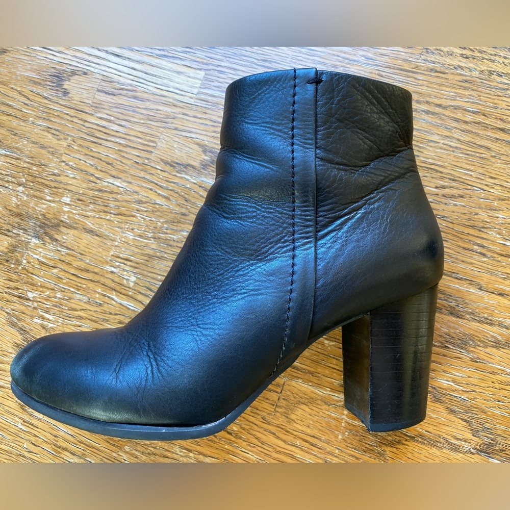 Vionic Leather Ankle Boots Black 7.5 - Picture 2 of 16